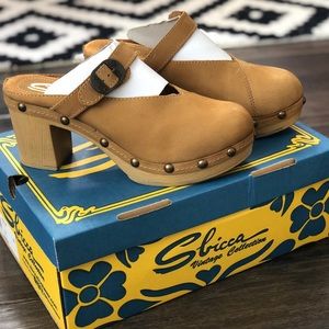 Sbicca Horton Leather Clog - NWT